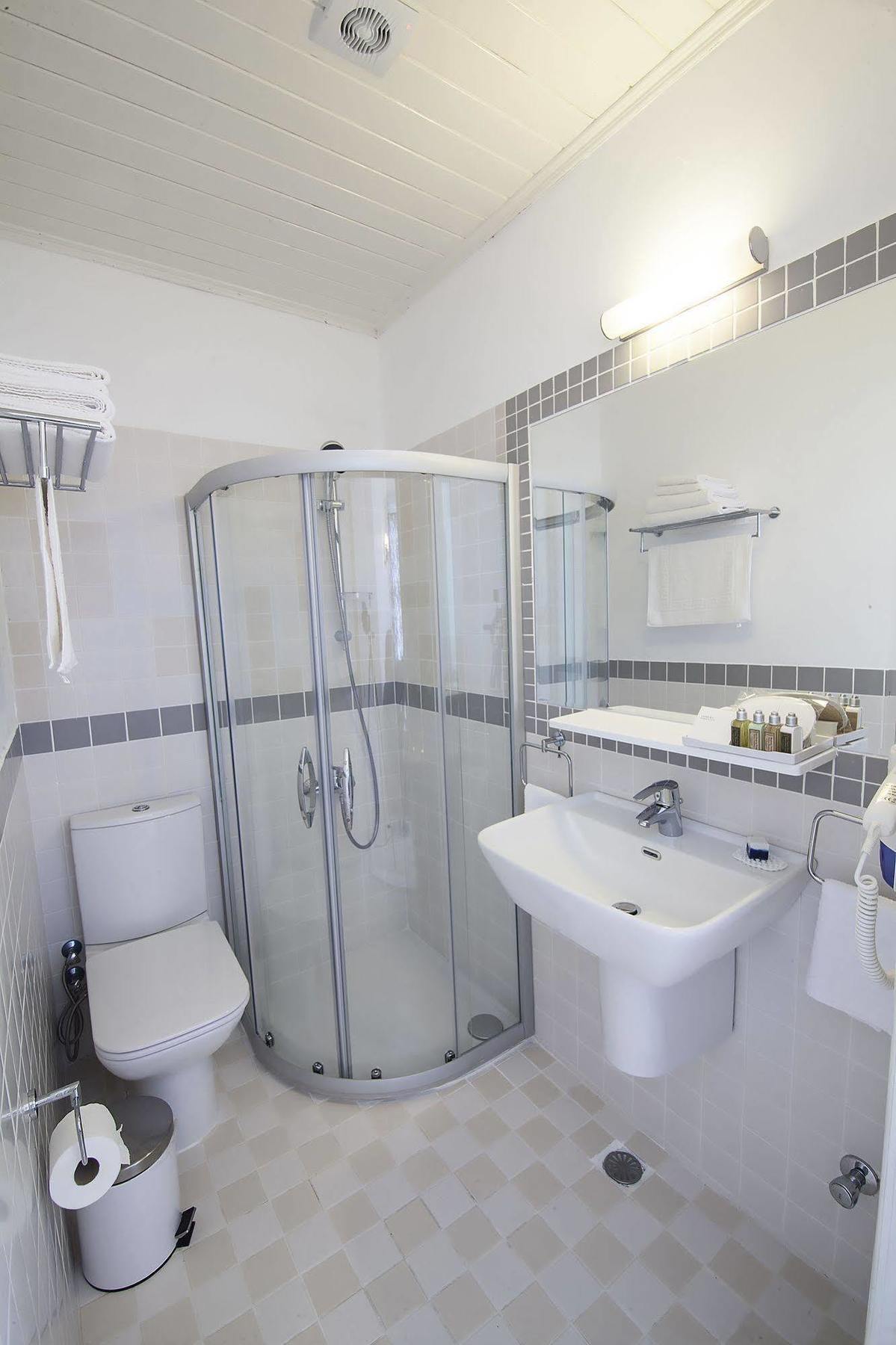 Quarante Hotel - Adult Only Bozcaada Island Екстер'єр фото